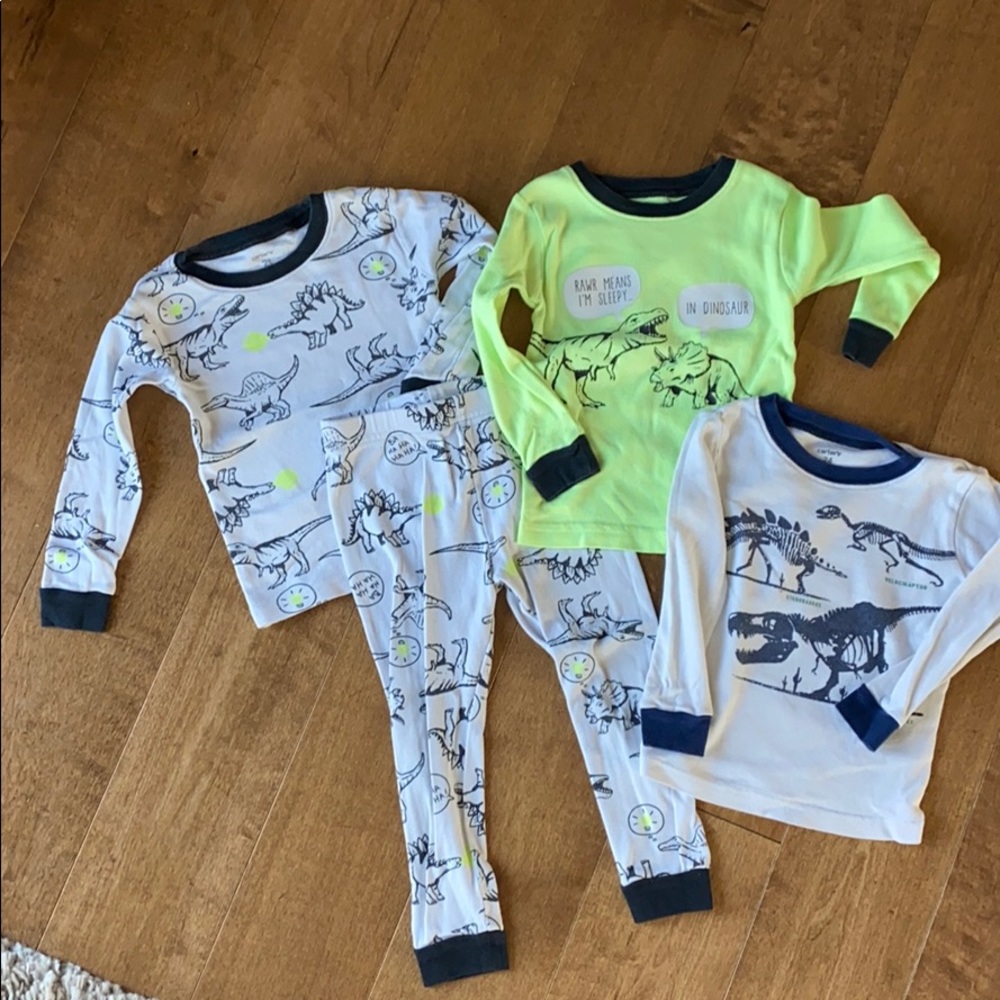 Carters dinosaur pajama 2T